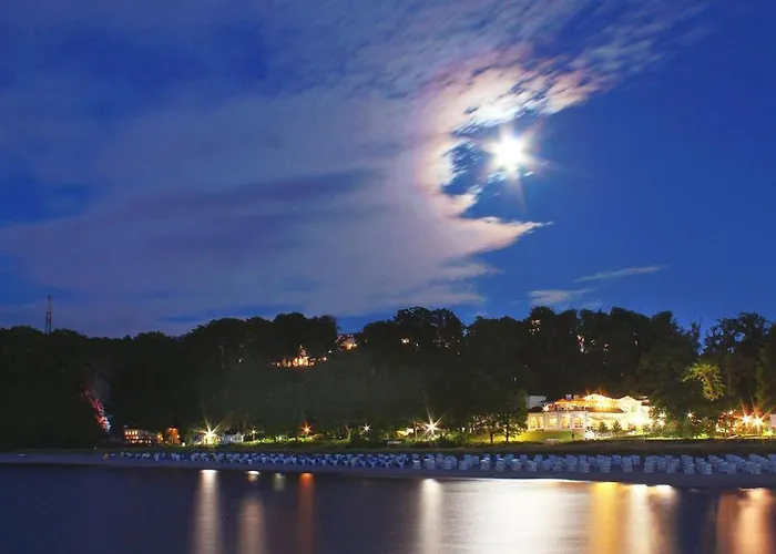 Apartment Strandnahe Mit Balkon - Strandresidenz Brandenburg 29 Goehren (Ruegen)